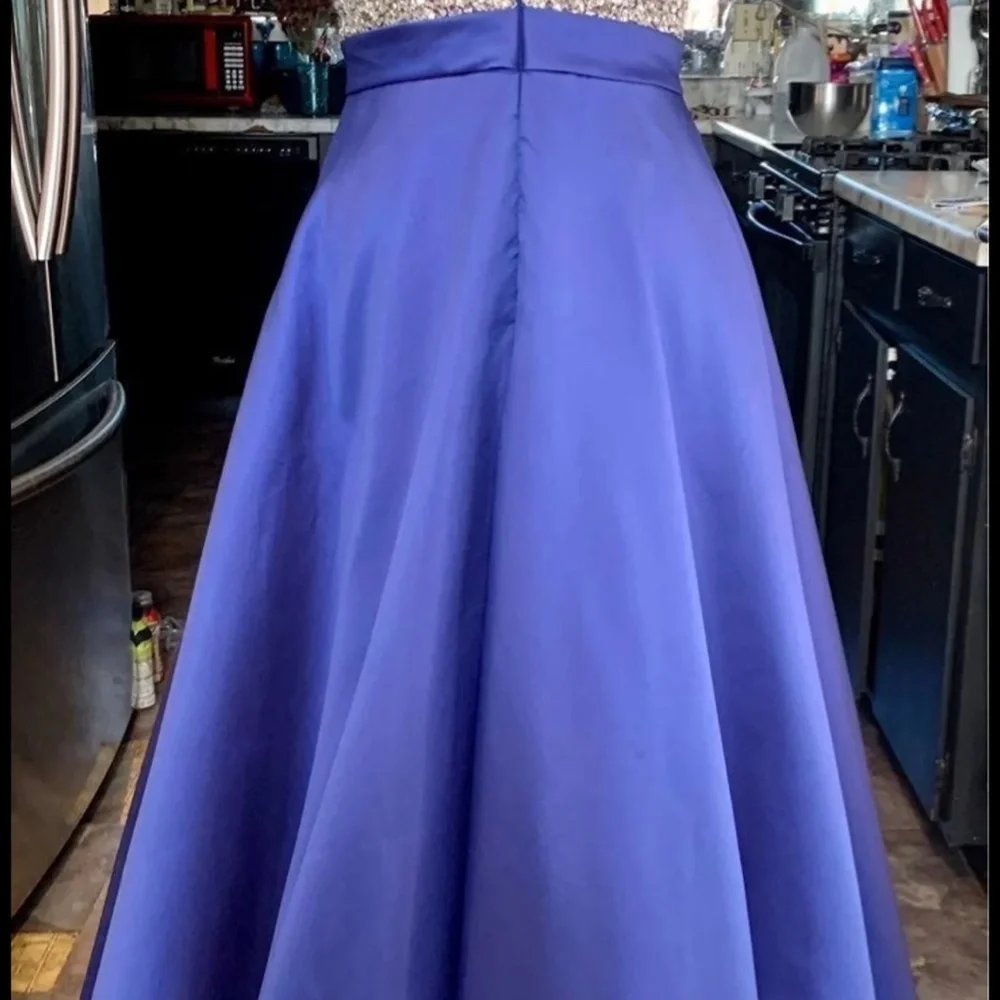 Jovani Size 10 Formal Gown - Picture 3 of 5